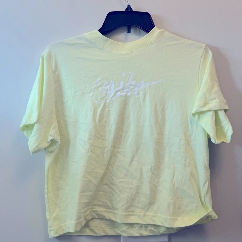 NIKE GIRLS DRI-FIT CHECK LOGO TRAINING T-SHIRT L (14/16)US